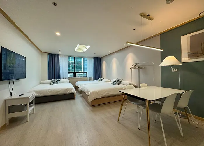 Oasis Hongdae Seul