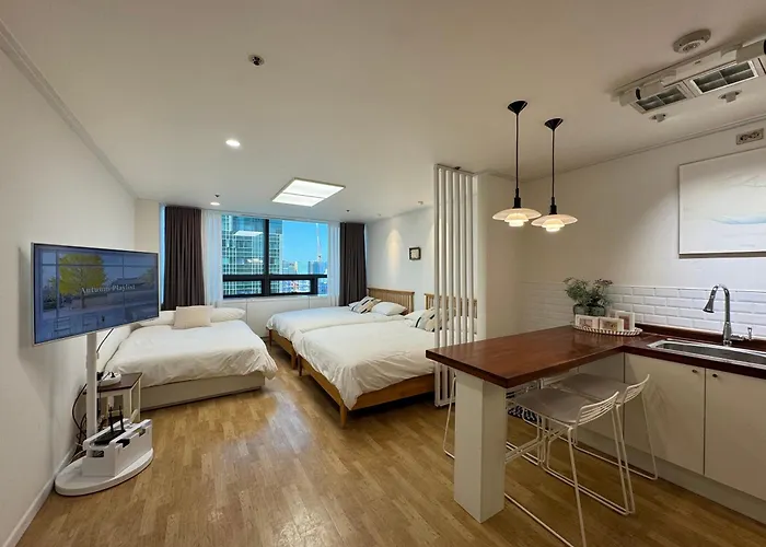 Oasis Hongdae *