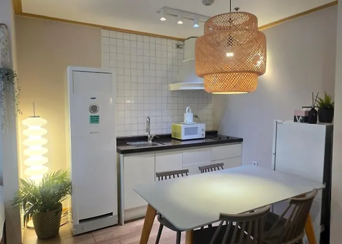 Oasis Hongdae Seul